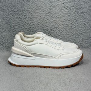 Qupid Womens Size 39 US 8 Low Top Sneakers Shoes White Comfort Lace Up